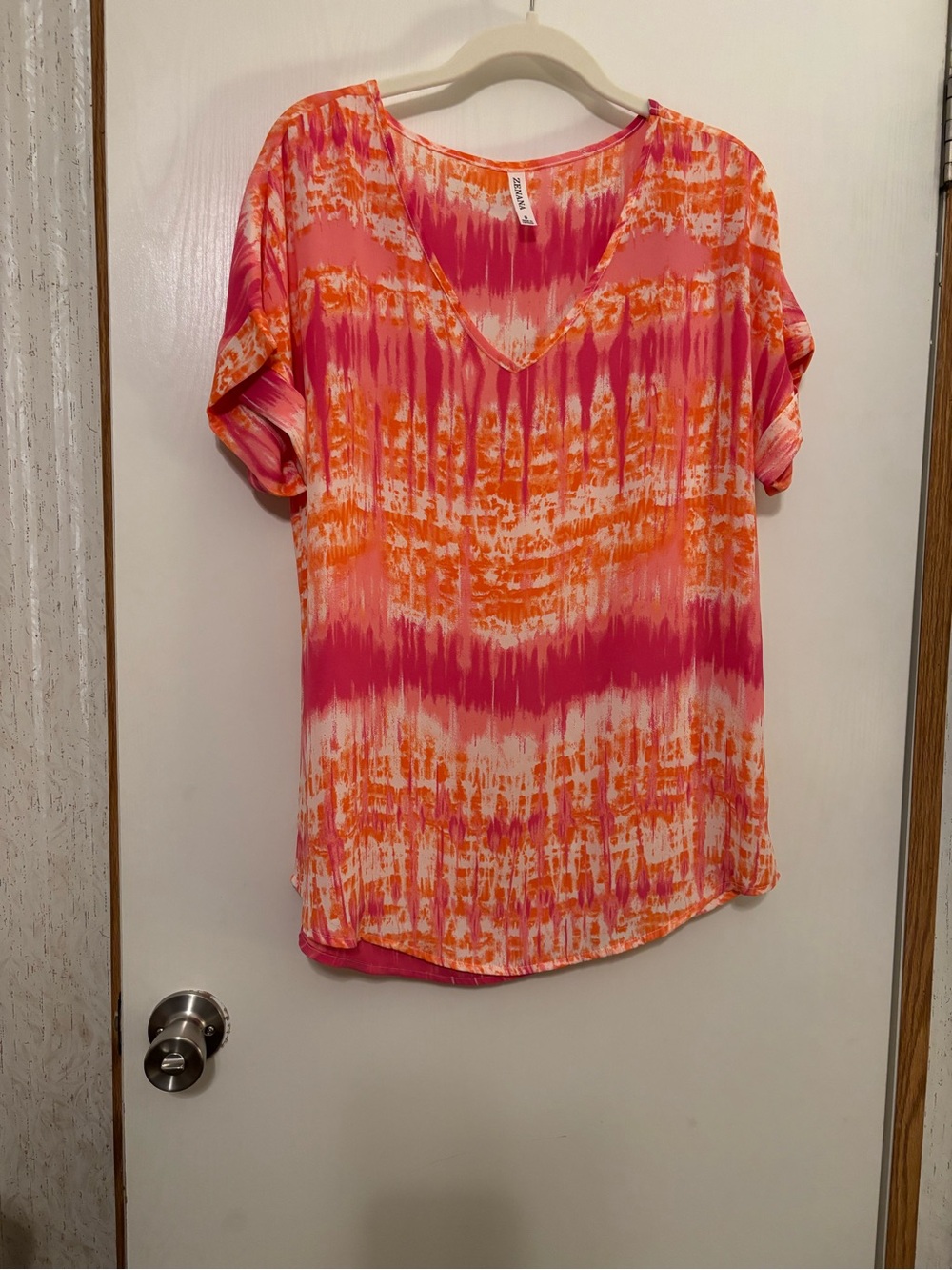 Zenana Outfitters Pink & Orange Tie-Dye V‑Neck Short Sleeve Top